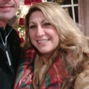 Meet your Posher, Debbie